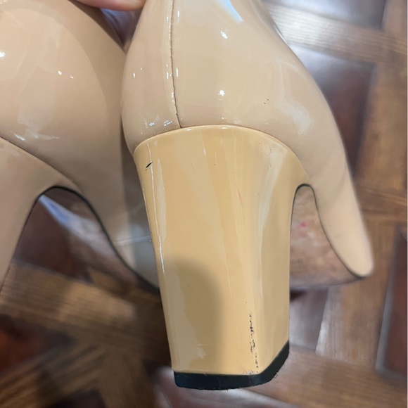 Tory Burch Raleigh Nude Pumps, size 7M - Picture 11 of 16